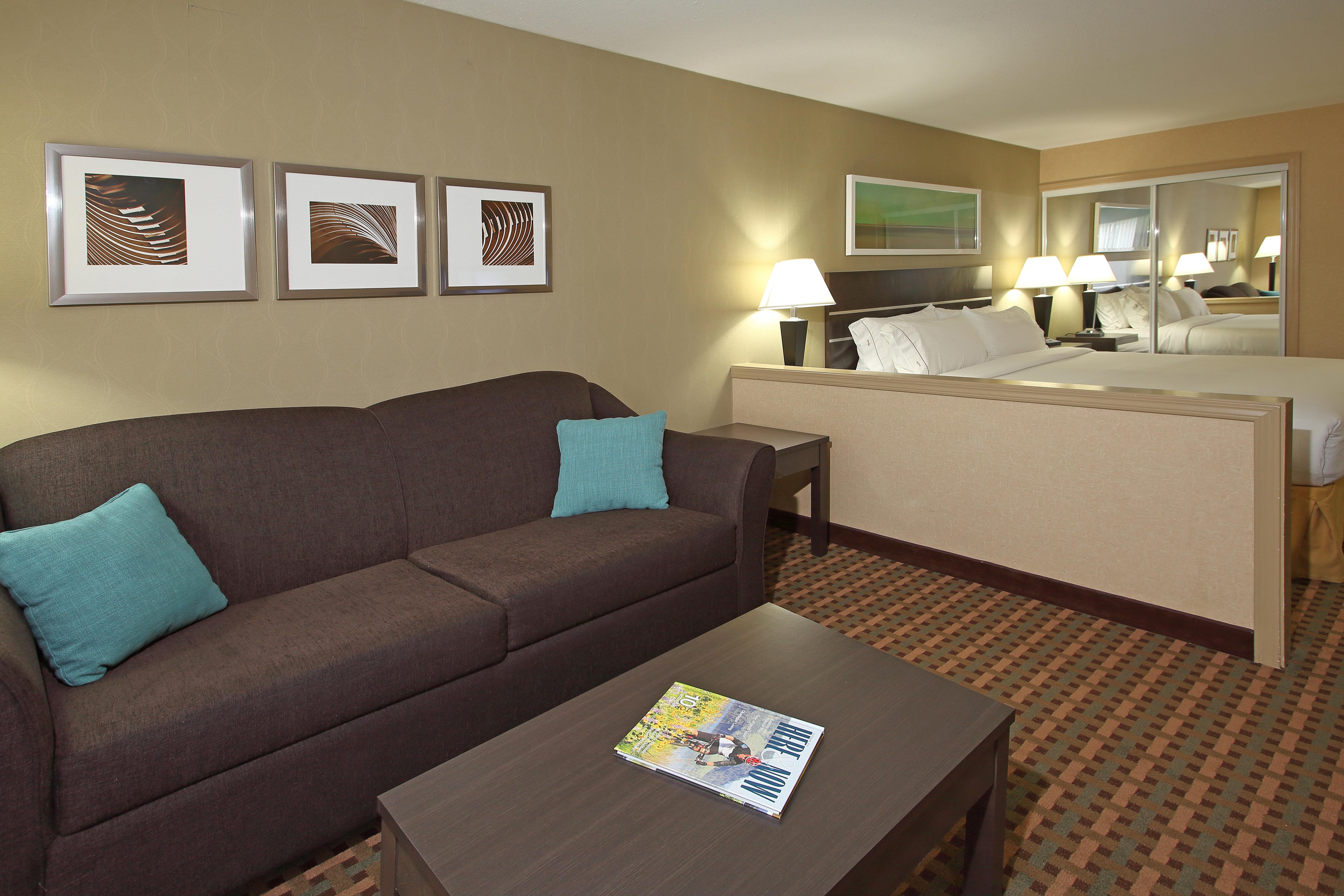 Holiday Inn Express Hotel & Suites Vernon By Ihg Ngoại thất bức ảnh