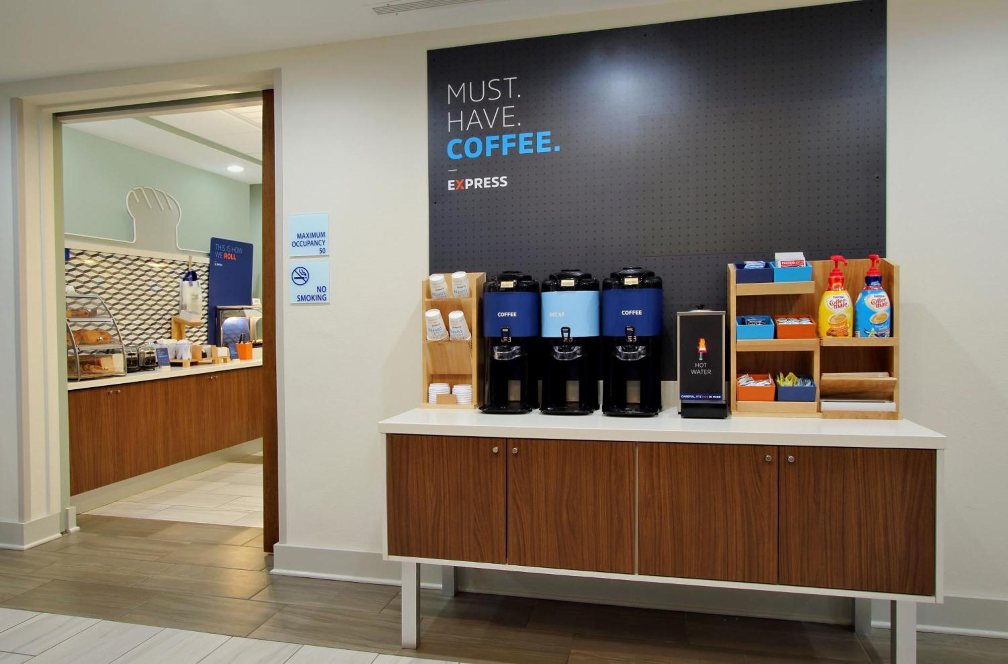 Holiday Inn Express Hotel & Suites Vernon By Ihg Ngoại thất bức ảnh