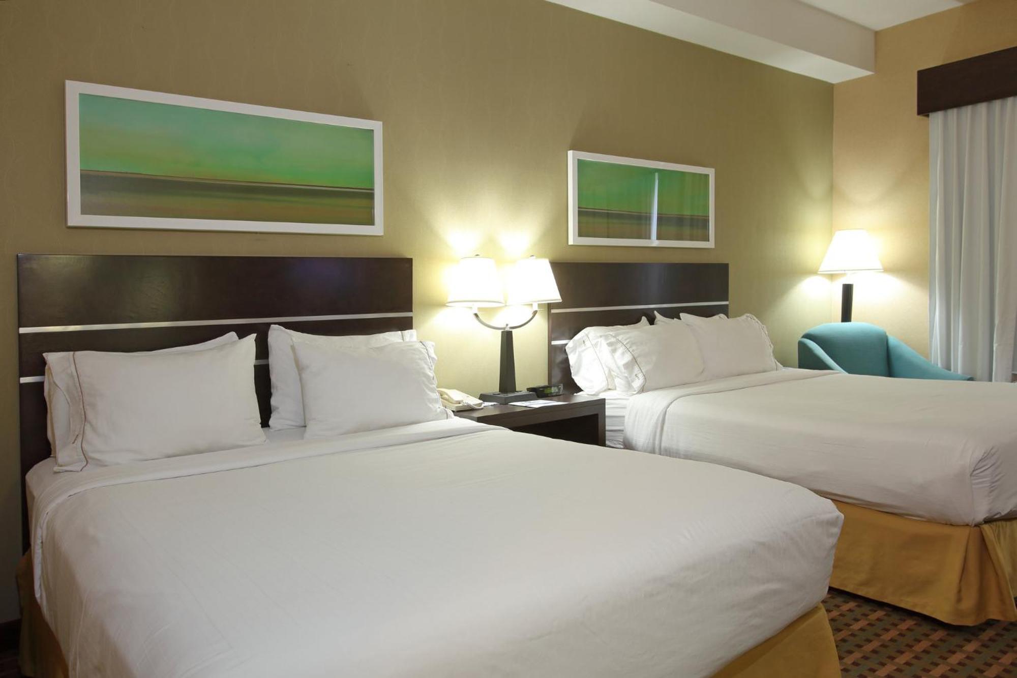 Holiday Inn Express Hotel & Suites Vernon By Ihg Ngoại thất bức ảnh