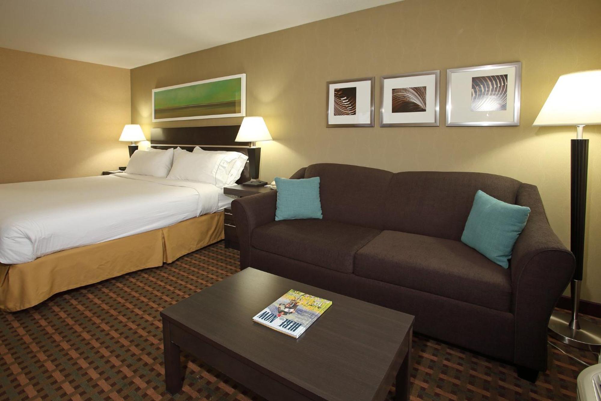 Holiday Inn Express Hotel & Suites Vernon By Ihg Ngoại thất bức ảnh